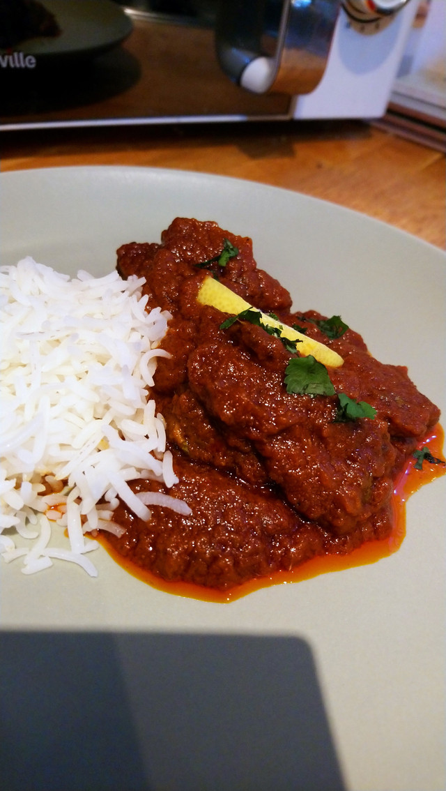 Lamb tikka vindaloo & Balti paneer masala.
