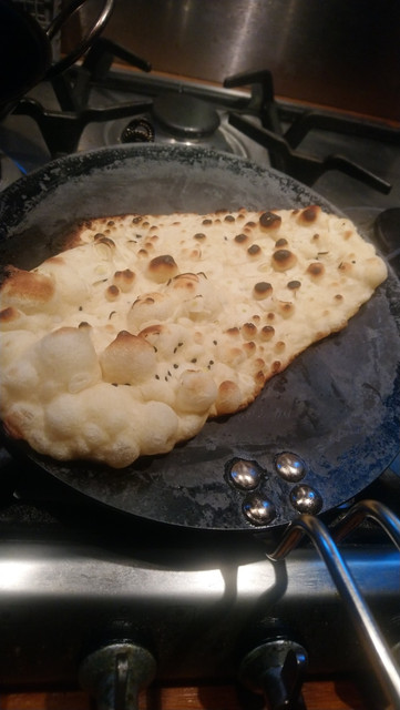 Garlic naan