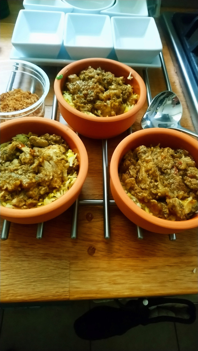 Clay pot chicken biryani